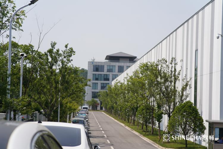 blank" href="/item/上海欣畅实业/22746777"